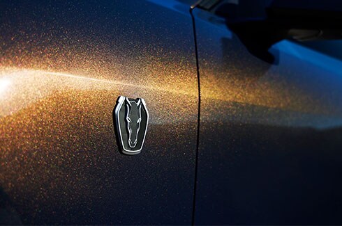 Descubre el Poder y Dinamismo de Ford Mustang Edición Dark Horse 2026